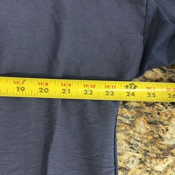 NT By Amati Mixed Media Foil Heart Long Sleeve V-neck Top In Navy One Size - Picture 6 of 7